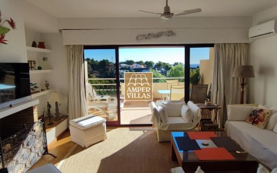 Duplex bungalow next to Don Cayo Golf, with excellent sea views.